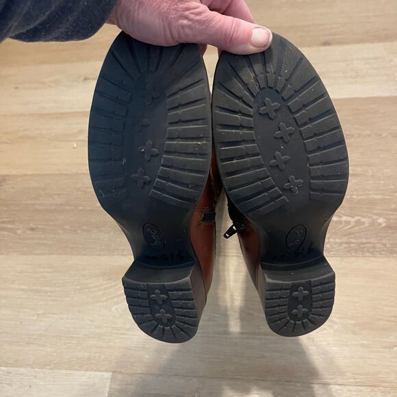 Born BOC Boots Riding Ankle Straps Zip up Brown Cognac Leather Tall 8/39 Comfy - Picture 11 of 11